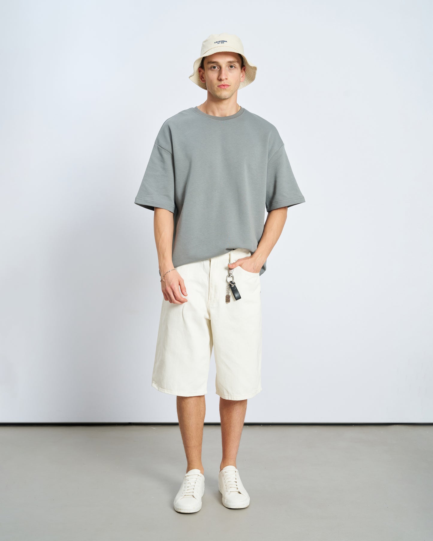 Oversize Boxy Fit Bisiklet Yaka Tişört - Füme